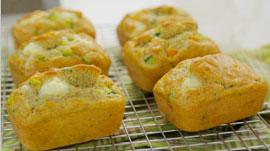 Mini plumcake salati con grano saraceno e semi di chia